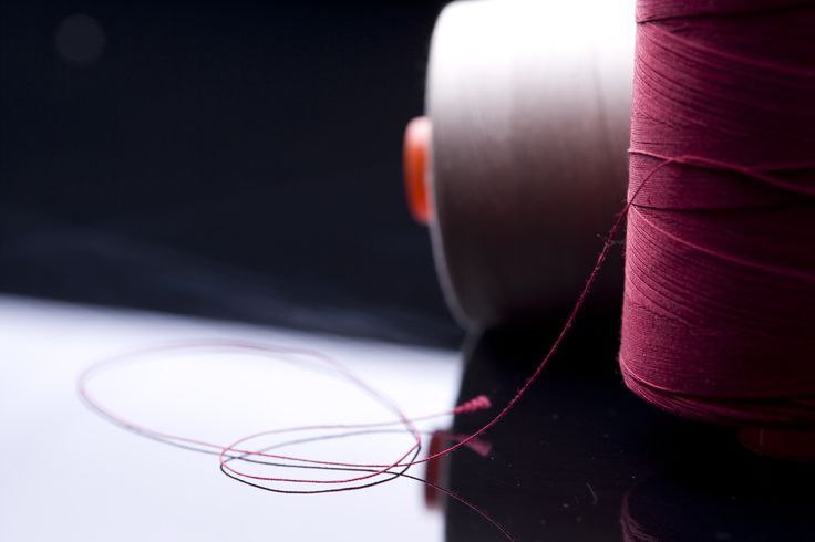 2 На что же следует обращать внимание при выборе ниток.jpg